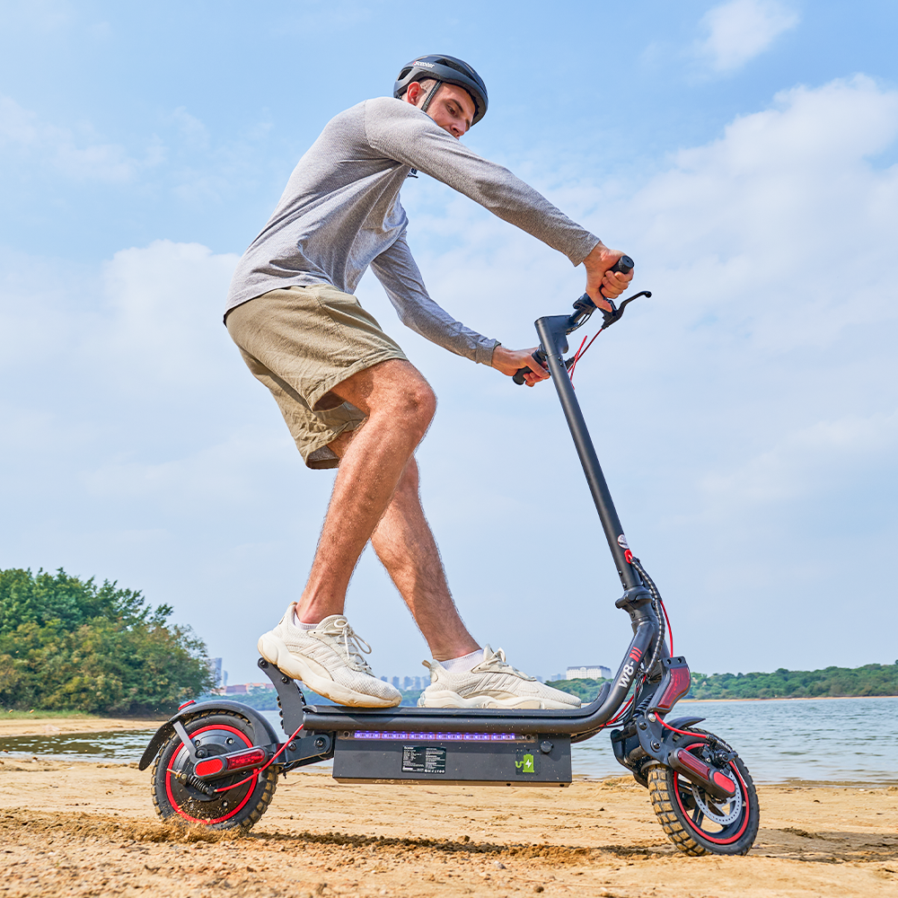 W8 750W Off Road Electric Scooter-25km/h